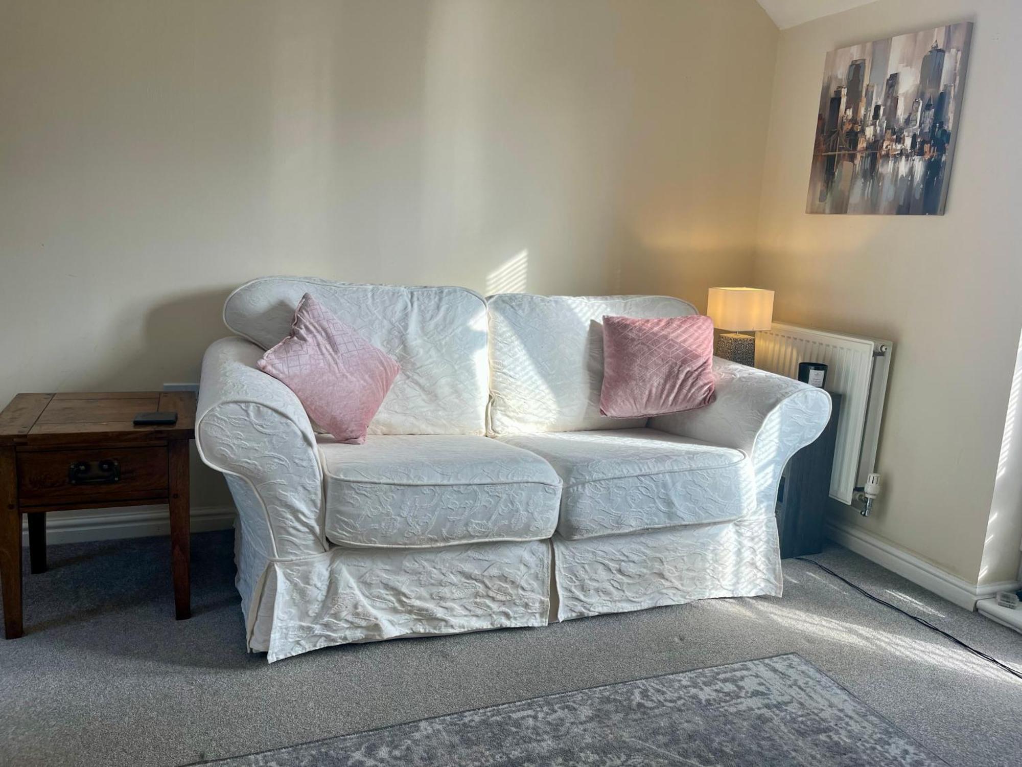 Entire Two Bed Coach House Super King Beds Turn Into Singles Exeter Exterior foto