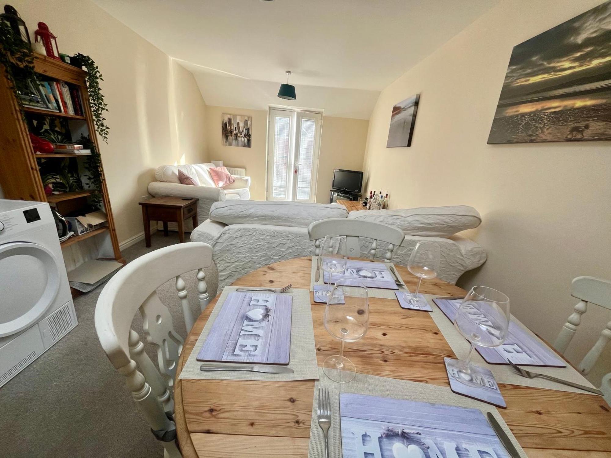 Entire Two Bed Coach House Super King Beds Turn Into Singles Exeter Exterior foto